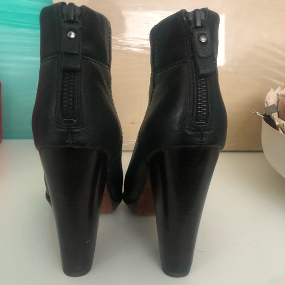 Vintage heels women’s Leather - Picture 2 of 8